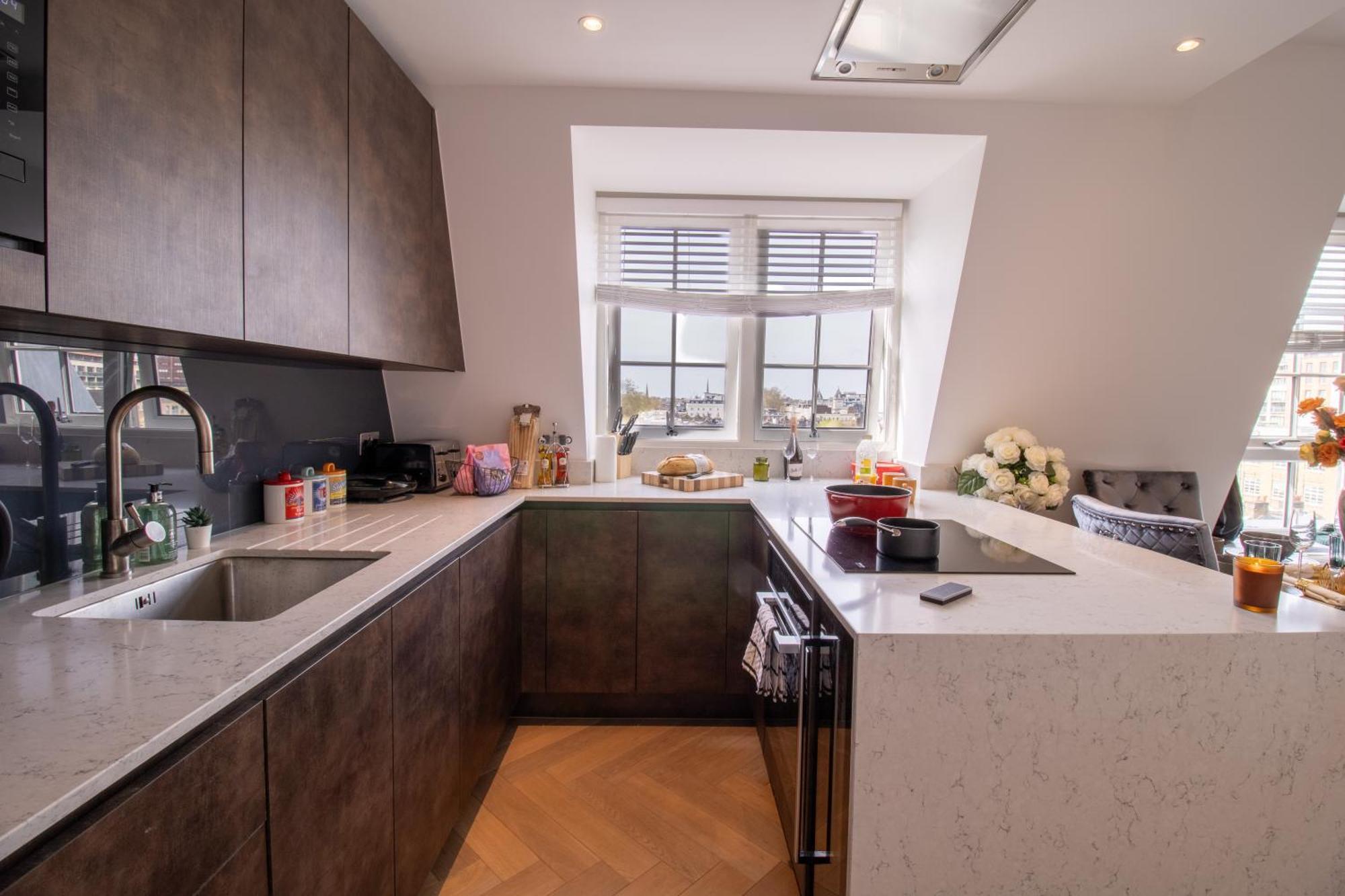 Luxurious 1-Bedroom Penthouse In Marble Arch 71 Londýn Exteriér fotografie