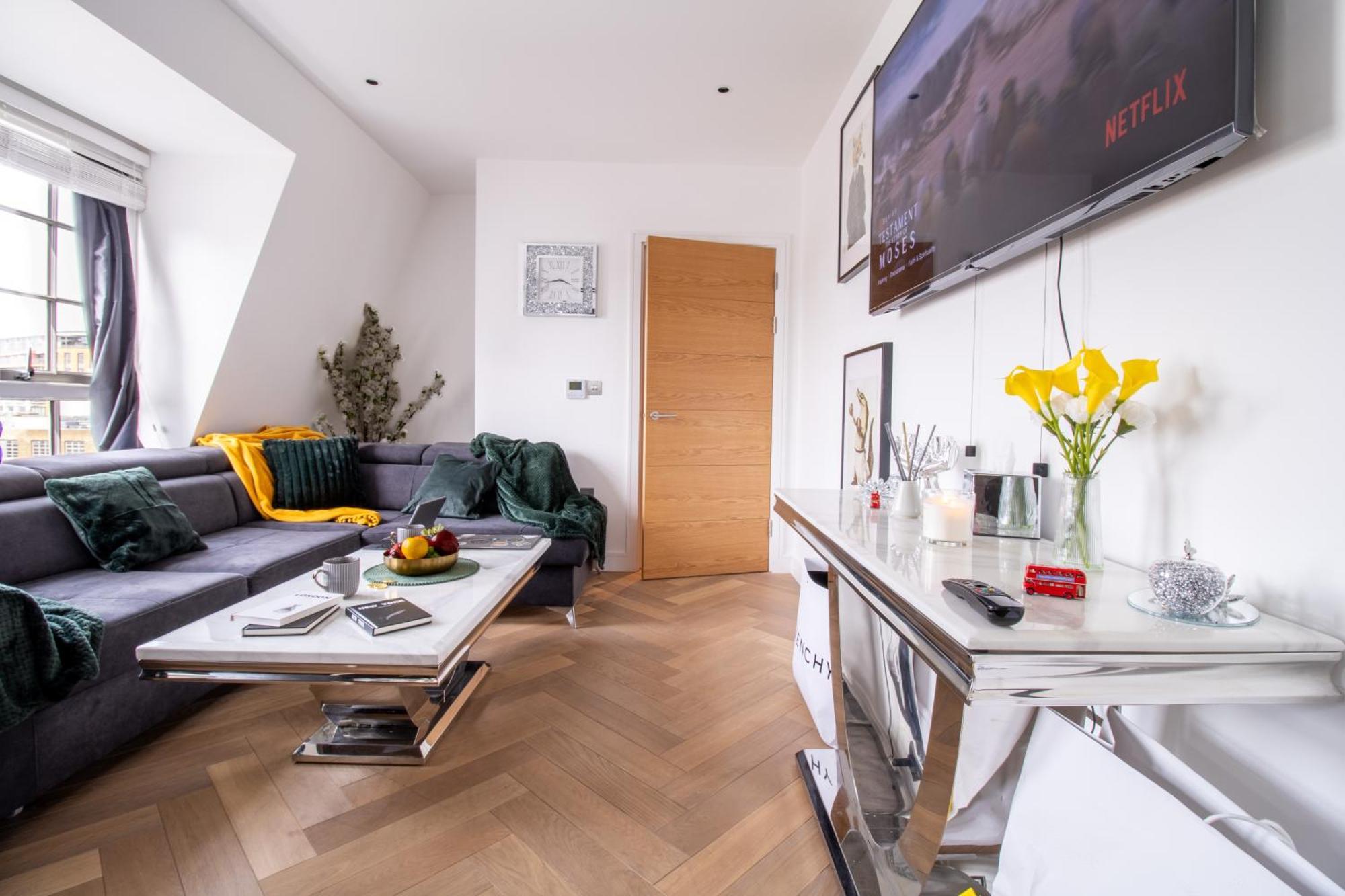 Luxurious 1-Bedroom Penthouse In Marble Arch 71 Londýn Exteriér fotografie